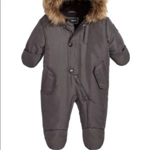 Rothschild Hooded Footed Pram